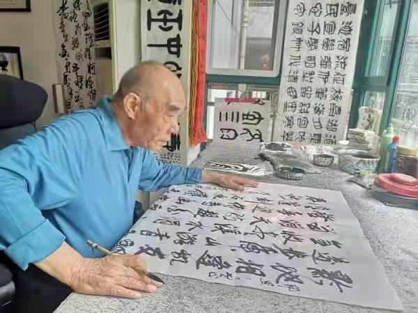 邓清|走近贵州书法家邓清远