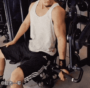 身材|身高190cm体重88公斤，这哥们也太猛了