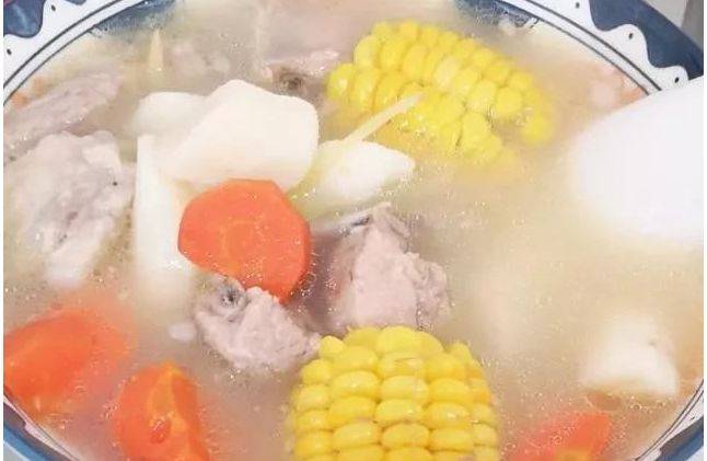 排骨汤的做法家常菜视频 e6a3f8c3e52e4e8b918f1c40a0b9cf4d.jpeg