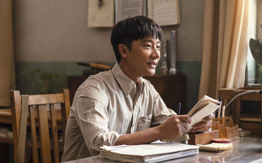 生活|从内娱弃子到国民初恋,没有蒋雯丽的付出,黄轩走不到今天