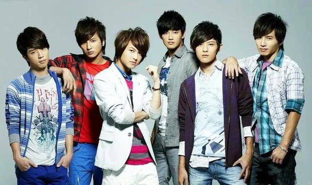 兄弟|《哥哥》里的5个小透明：2人太佛系2人改写剧本，刘端端成隐形人！