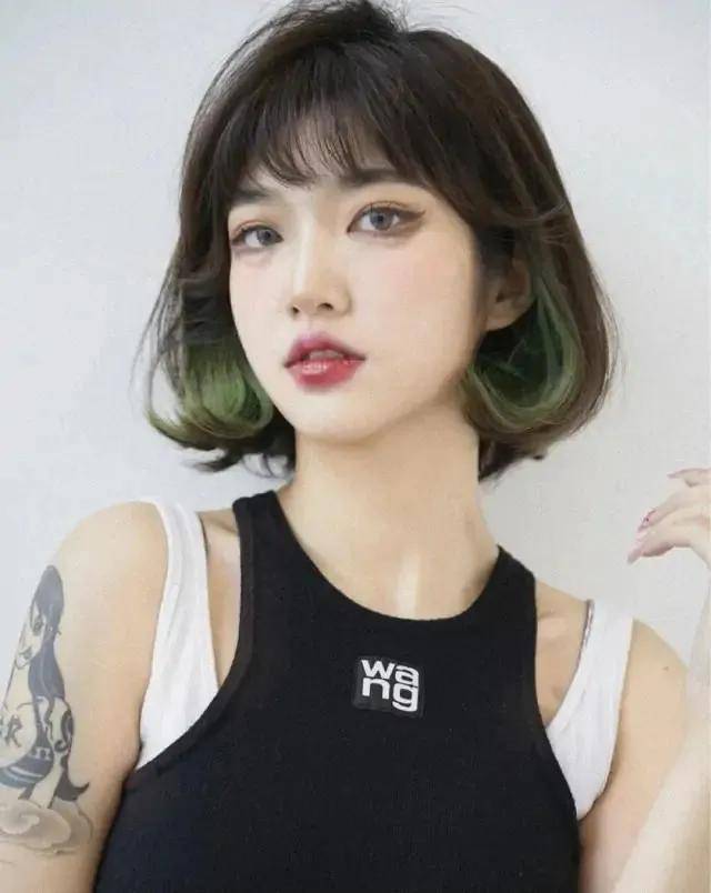 5款韩式女生短发搭配俊朗帅气中性风十足