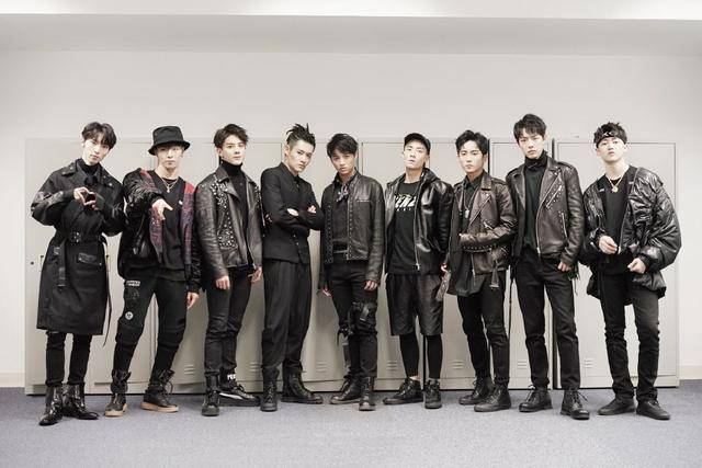 因为|出道5年，成团2次，赵磊终于开启了个人演唱会巡演！