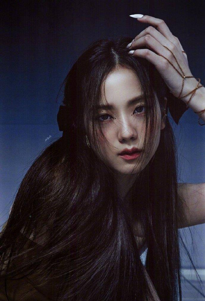 原创粉墨成员金智秀确认出演新剧雪滴花中女主角写真性感魅惑