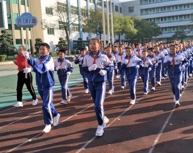 能力|若学生没天赋，家长别让他提前上学，尝试让孩子掌握5种能力