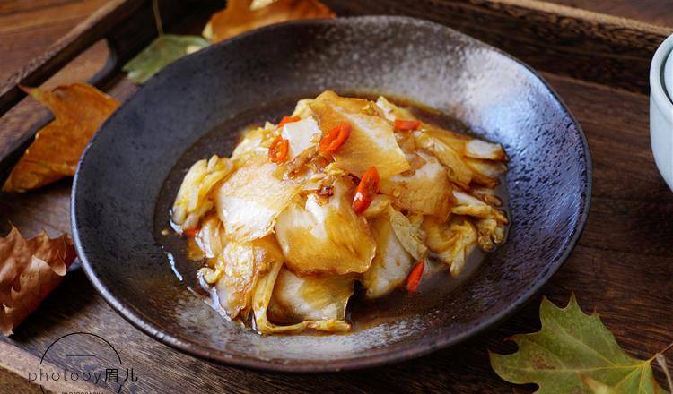 酸辣白菜怎么炒才不变色 7aa3c97c7f1d4bccad1540b3d9a7b78f.jpeg