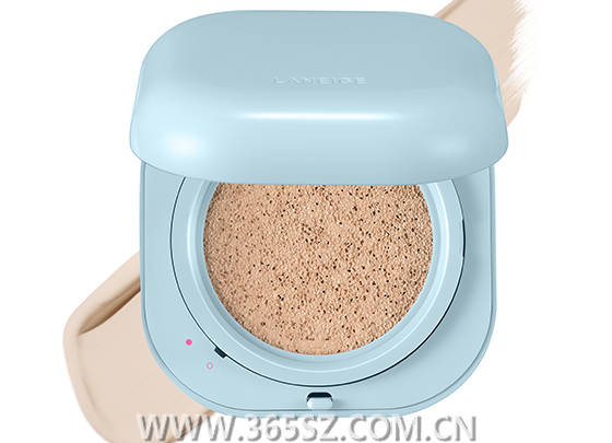 阿玛尼|人人都想咬一口的蜜桃妆 其实只需要4步