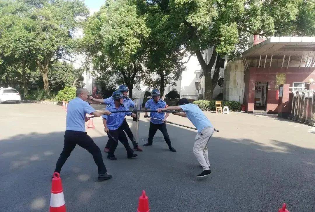 县域|【新时代县域警务】岳阳：岳阳楼派出所平安教育进校园 筑牢校园安全防线