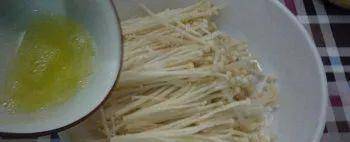 做法|金针菇的新吃法,做法简单,营养美味,也可以当零食吃哦!