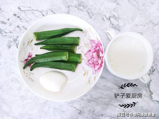 蛋黄酥|这5种常吃的小零食，热量堪比喝油，怪不得你越减越肥