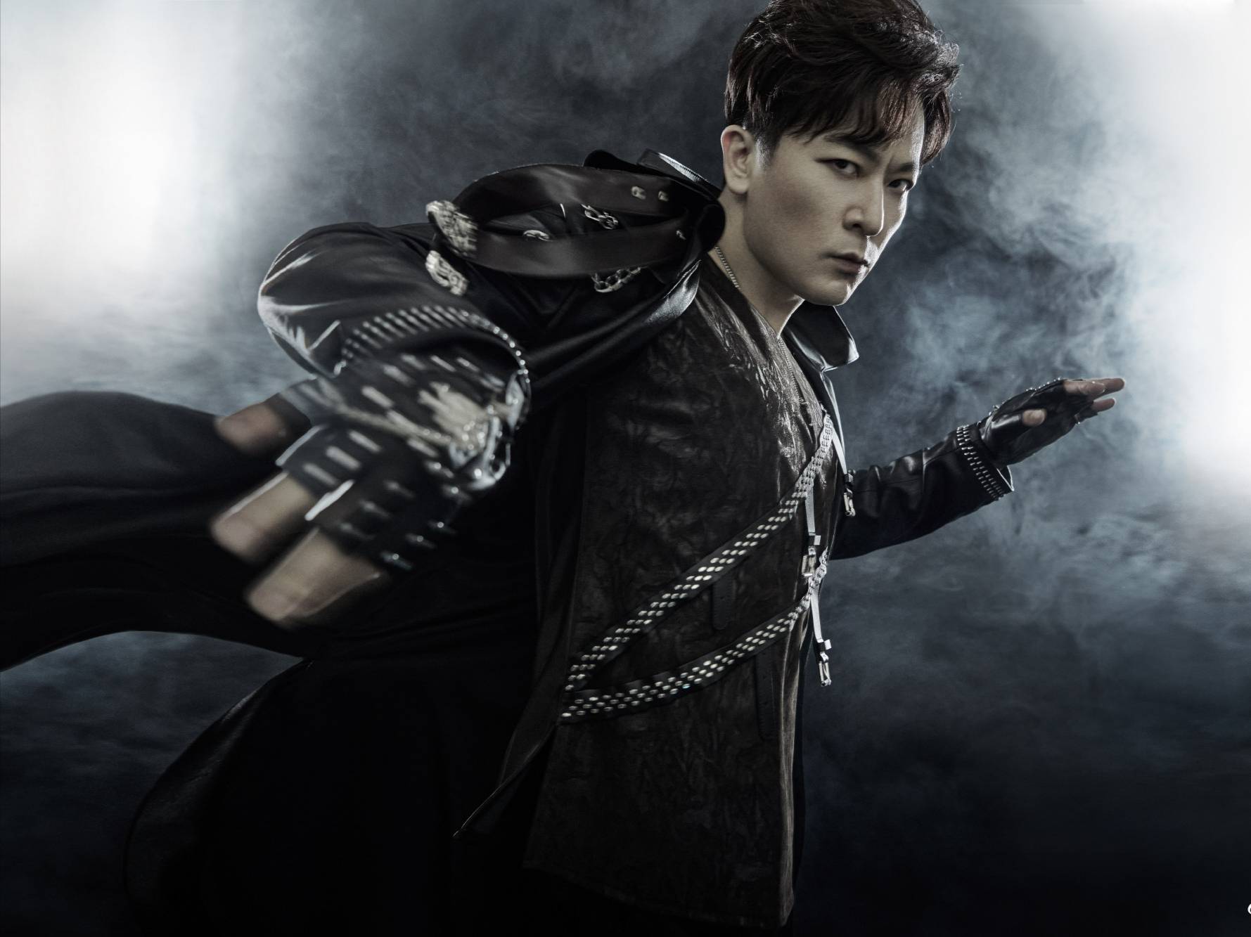 灵魂|新《灵魂摆渡》开演!夏冬青变帅,赵吏霸气依旧