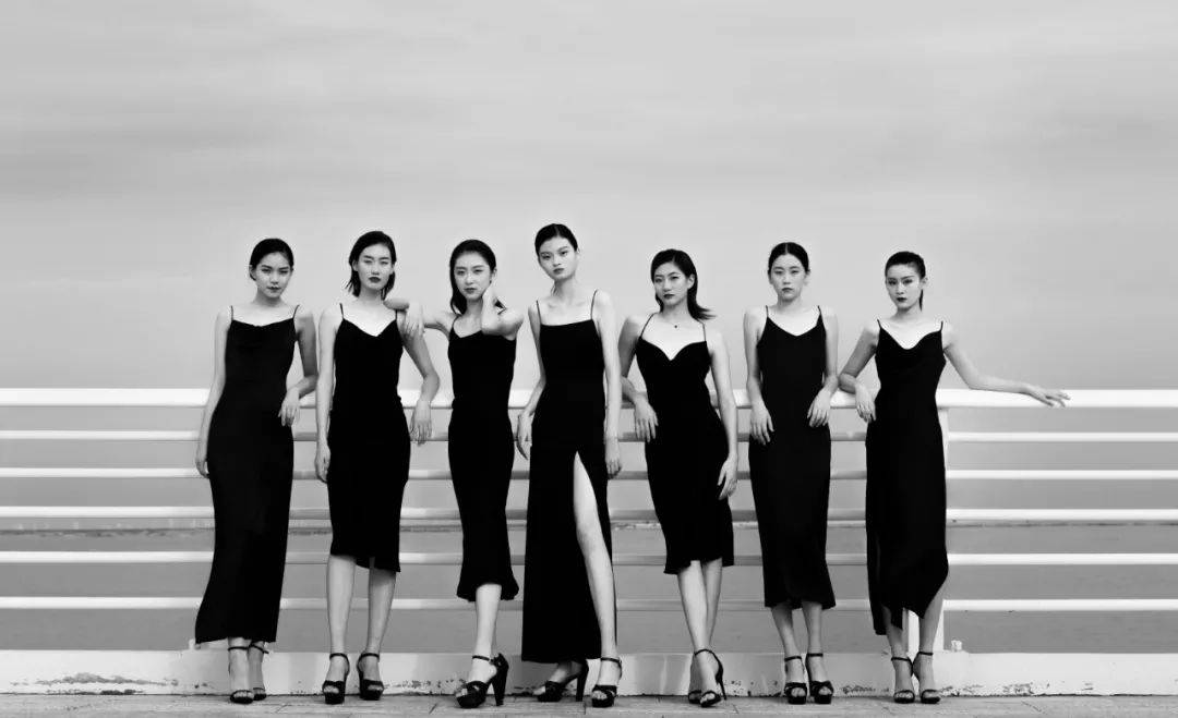 身材|顶峰模特艺考培训｜模特必修课之——形体训练