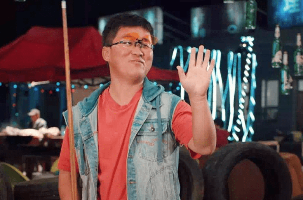 原创网红姜涛豪华座驾曝光贴膜就花了10000元网友比饺子贵