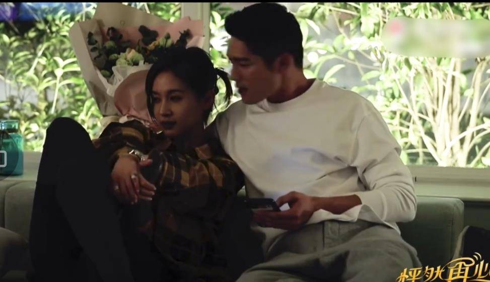 关系|吴永恩对王子文唱情歌，两人当众秀恩爱：我就喜欢只撒盐的牛排