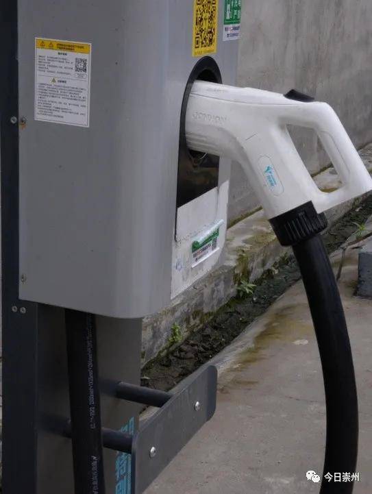 理想充电桩充电演示 5ee5c24cc8e043cc9a6db7b487bc39c7.jpeg