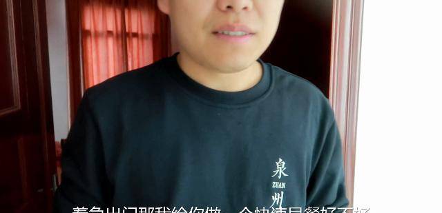 做法|懒人早餐，1根玉米1个鸡蛋简单一搅，金黄酥脆，大人小孩都爱吃