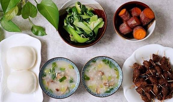 蔬菜|秋季早餐,得常喝这种蔬菜粥,口感咸香糯滑,促进食欲一天都精神