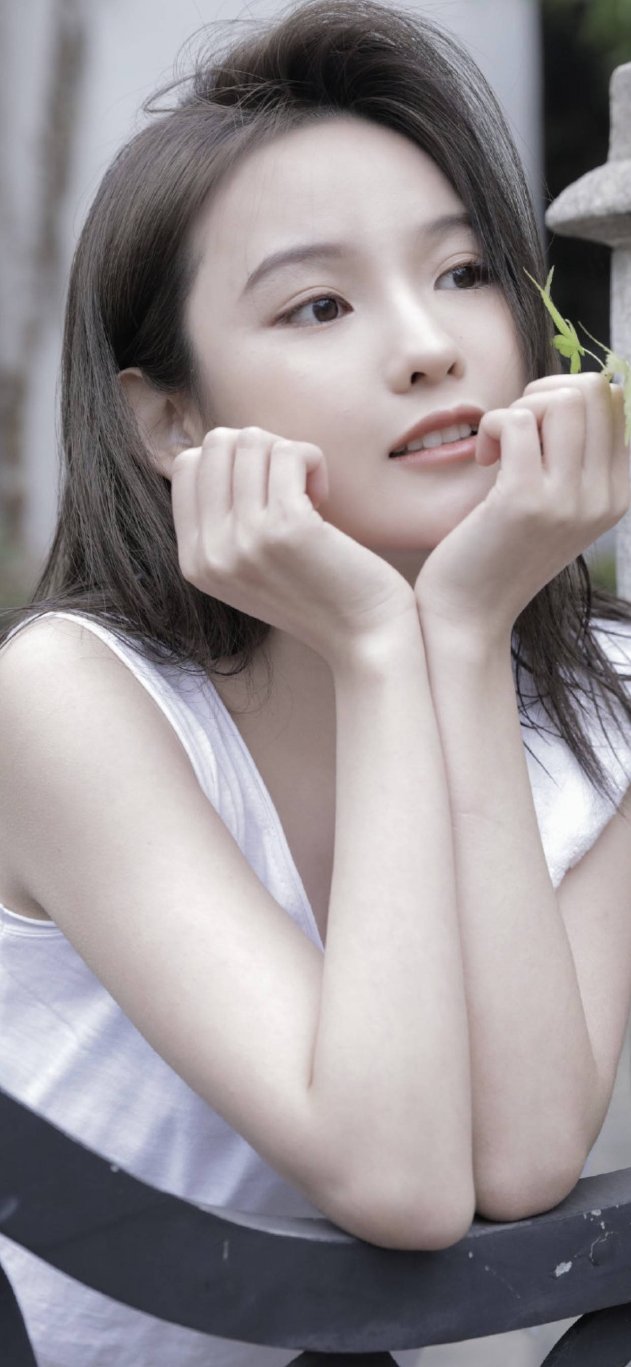 骨子里|喜欢穿裙子的女孩是浪漫、温婉如水的，骨子里都是妩媚的，你说呢