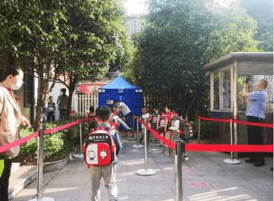 办学|幼儿园“一孩难求”，多地幼儿园招生“遇冷”，民办也不香了