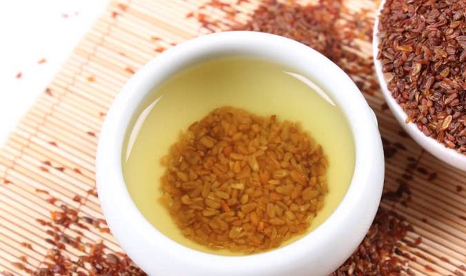 降低|血糖高，脸先知，多吃三菜，常饮三水，多按三穴，可平稳血糖！