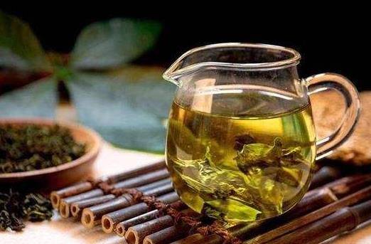 硫化物|这3种零食越吃嘴越“臭”,一说话就尴尬,很多大人却爱到不行!