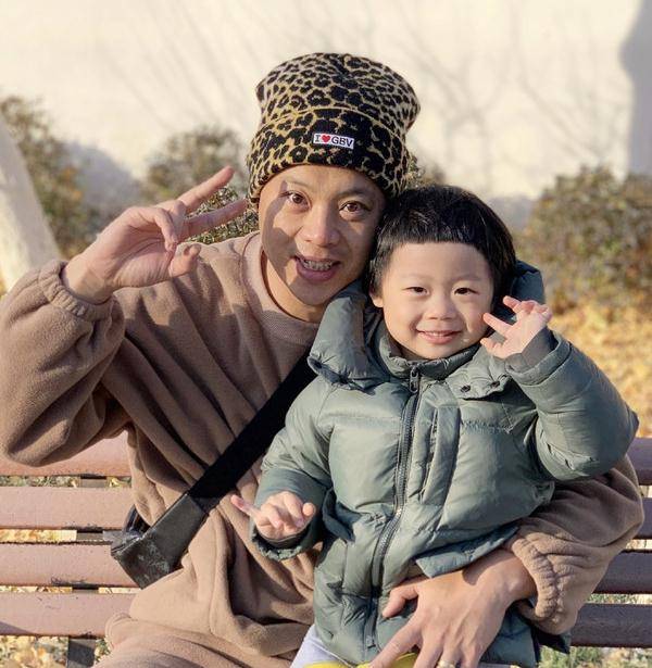 还记得中国好声音的金润吉吗在韩国选秀拿了冠军