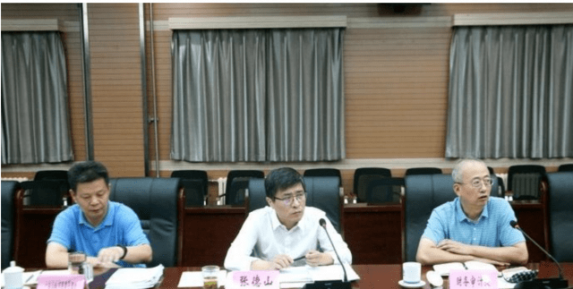 济南市城管局党组成员,市城市管理行政执法支队党委书记,支队长张德山