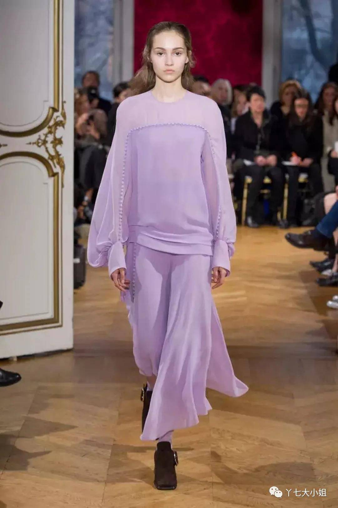 丁香紫|今天秋冬,一定要pick这两个颜色:丁香紫+市区褐