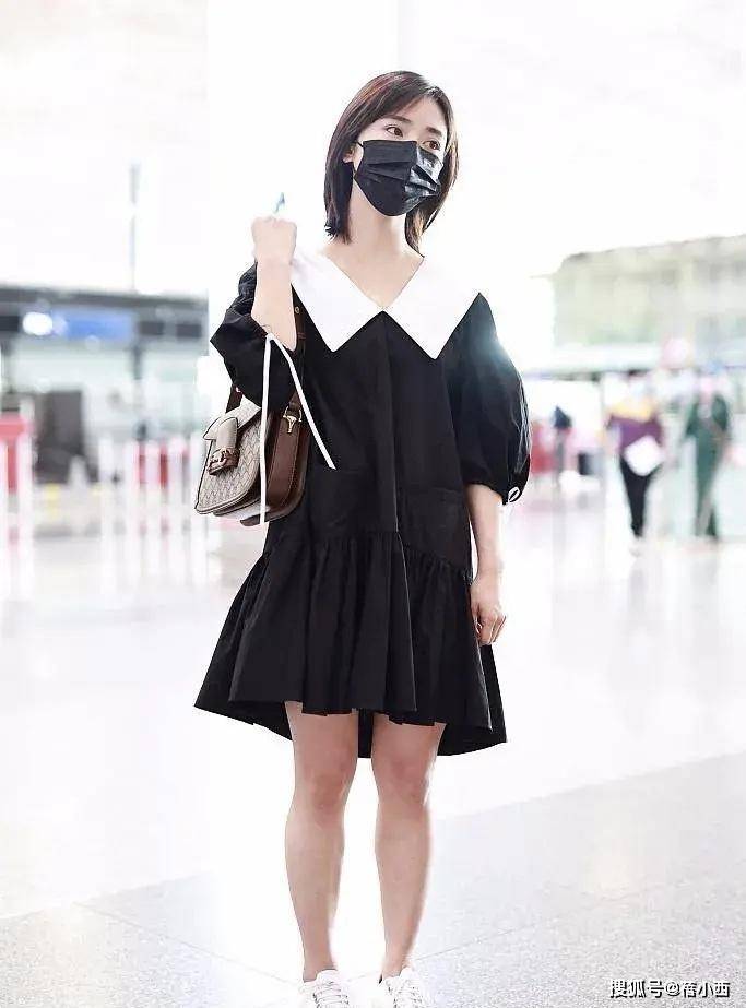 黑色|赵露思如此低调!看完了她的机场穿搭,你才会惊呼黑白配真高级