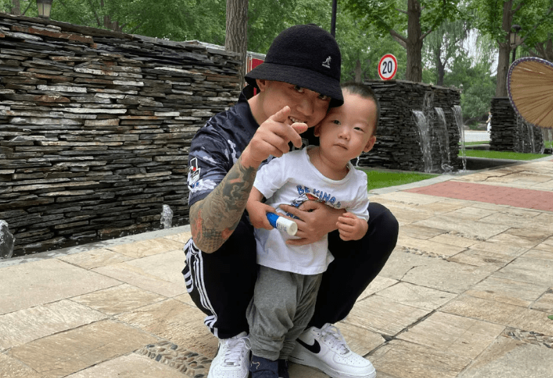 林晓峰|从节目中和老婆晒的日常来看，披荆斩棘的哥哥GAI真的是一个好男人