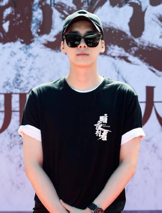 因为|李易峰缉毒悬疑网剧杀青了，搭档宋轶强势袭来，能否再出“爆款”