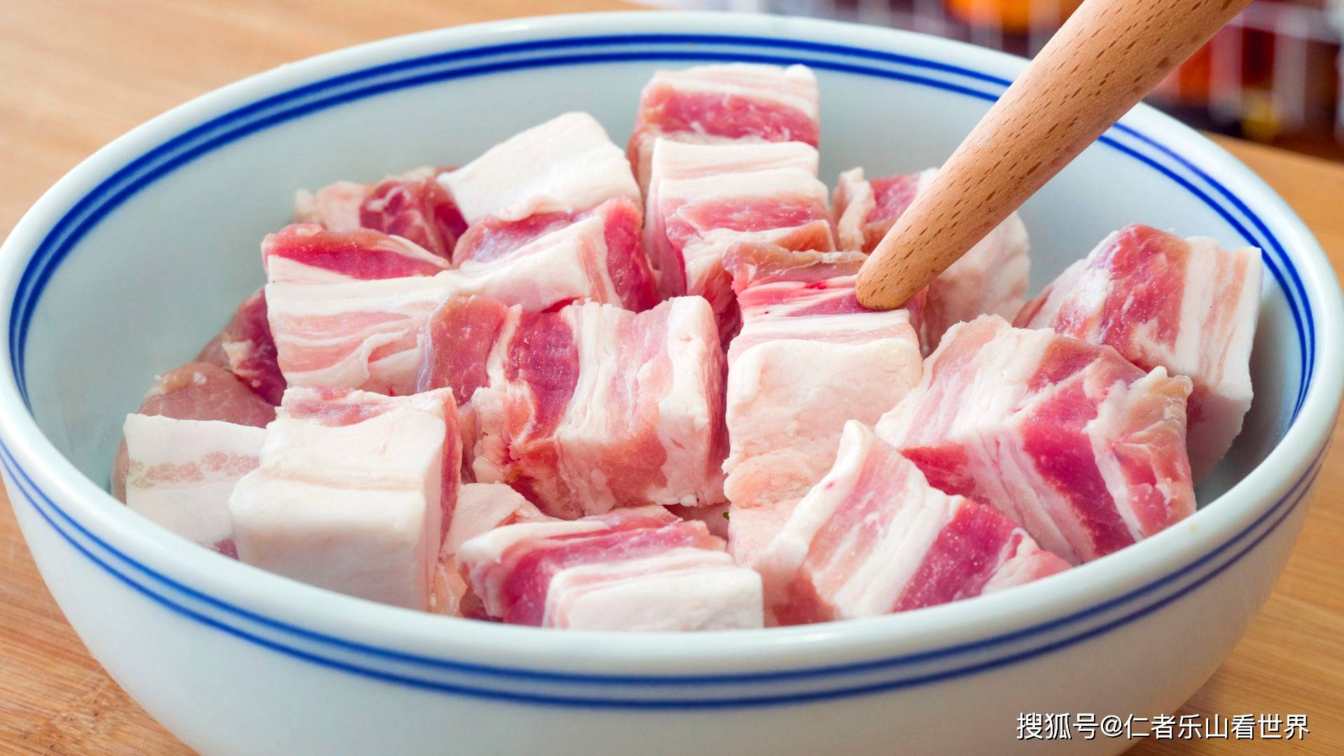 猪肉怎么做下酒 9ed096f4488847c48791eb915b227f4d.jpeg