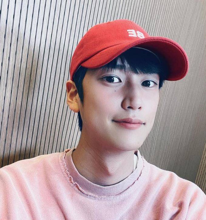 电影|《哲仁王后》罗仁宇人气暴增！精湛演出不输主角金正贤，最帅男二