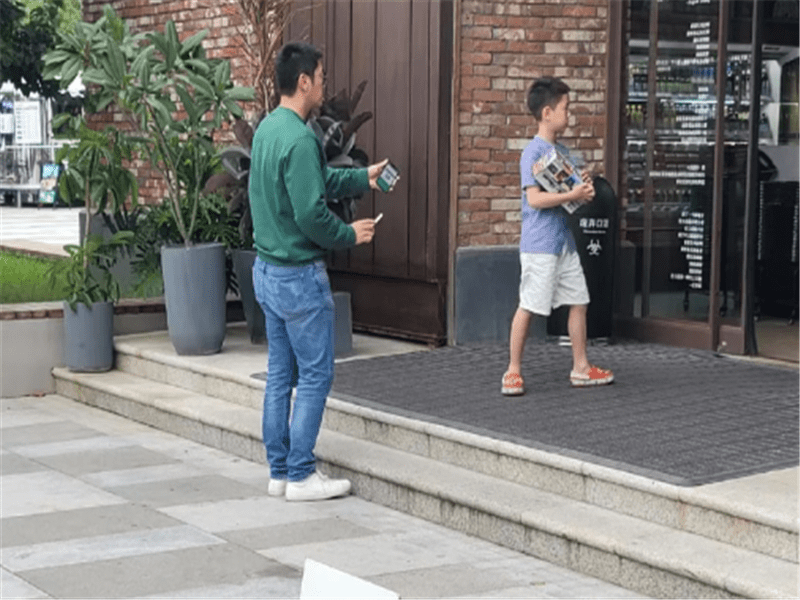 一家人|杜江和霍思燕有二胎了？一家人组团度假，一家三口变一家四口