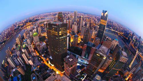 中国最适合穷游的3个城市，消费低美食多，很多景点门票0元