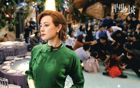 美人|最好看的旗袍美人!白鹿、谭松韵上榜,景甜就是为旗袍而生的