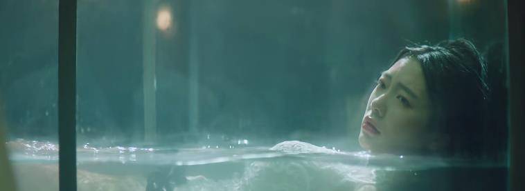 情节|《美人鱼》上映就翻车！一星二星满屏飘，克拉拉身材成最大看点？