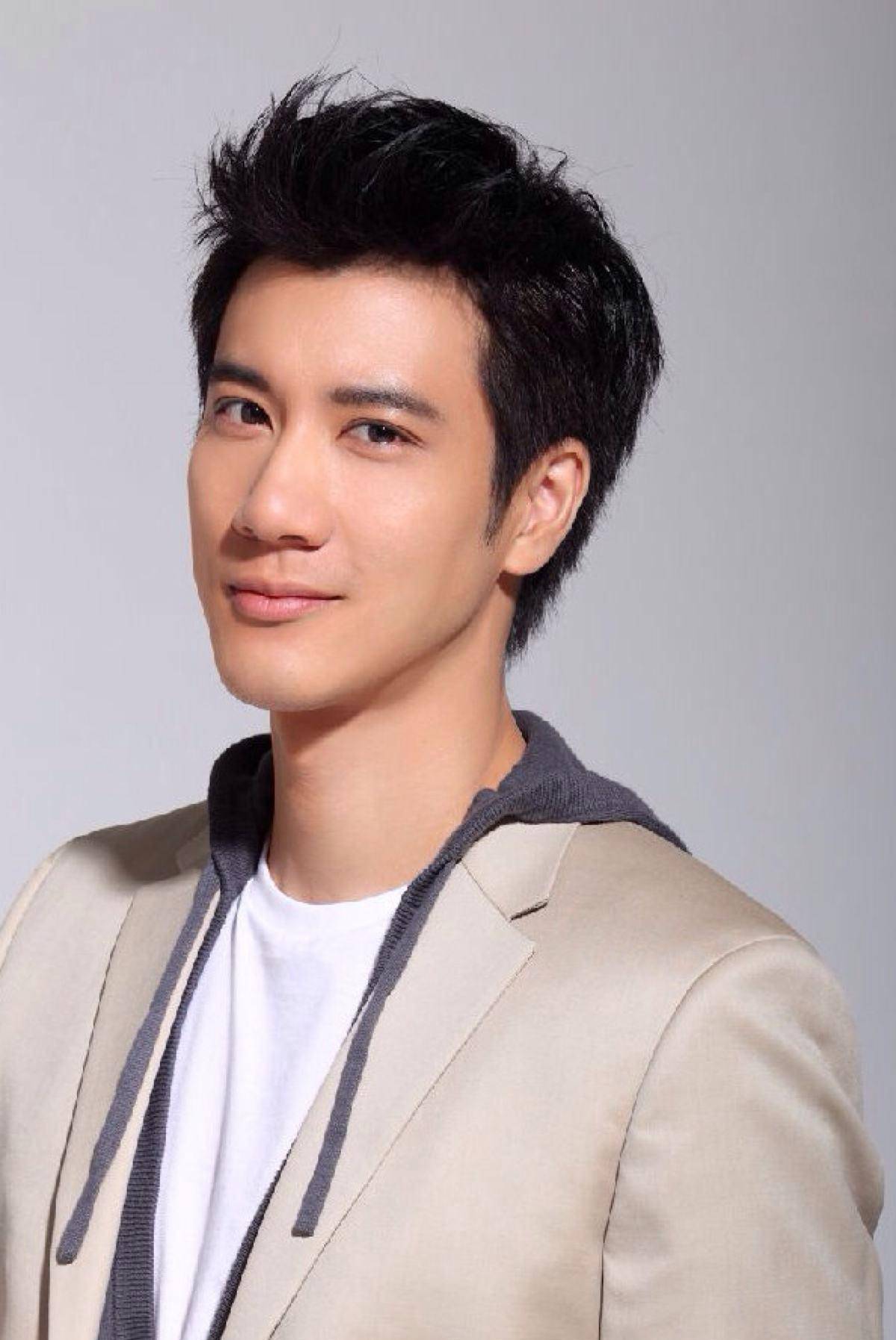 说法|谢霆锋正申请退出加拿大国籍，是为了躲避限籍令？别再误导大家了