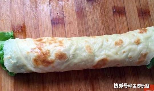 做法|土豆配鸡蛋,营养更全面,这样的早餐饼好吃又好做,10分钟上桌