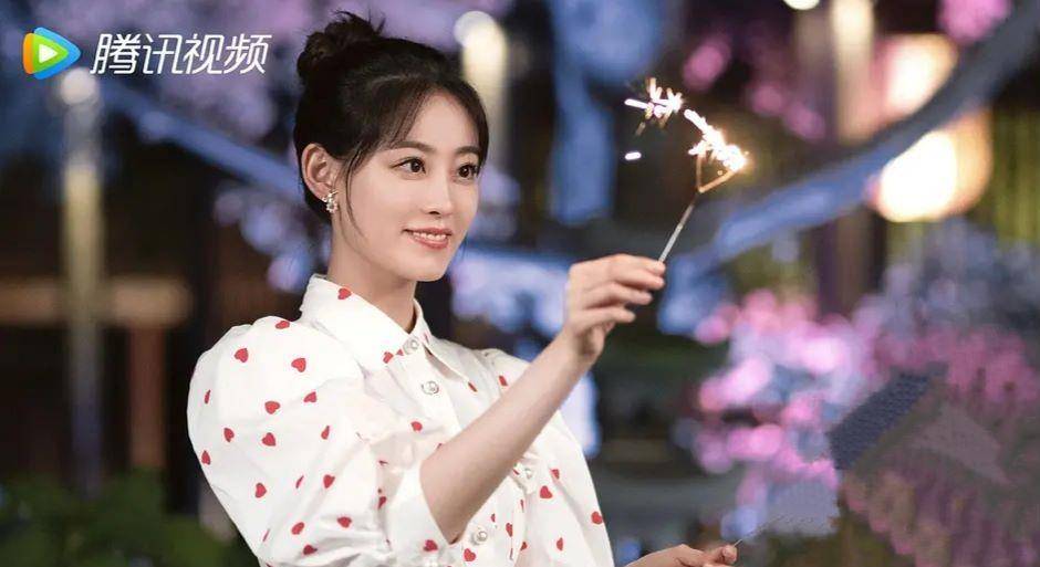 名字|公考面试报名字都算了，女扮男装的桥段都有？这些编剧是怎么想的