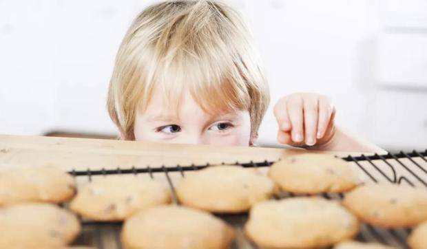 食品|零食不都是“垃圾食品”,过年给孩子吃这三种零食,好吃又健康