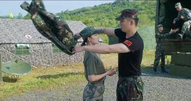 梁牧泽|吐槽一下梁牧泽和夏初这样的男女主角，人设根本不接地气，太假了！