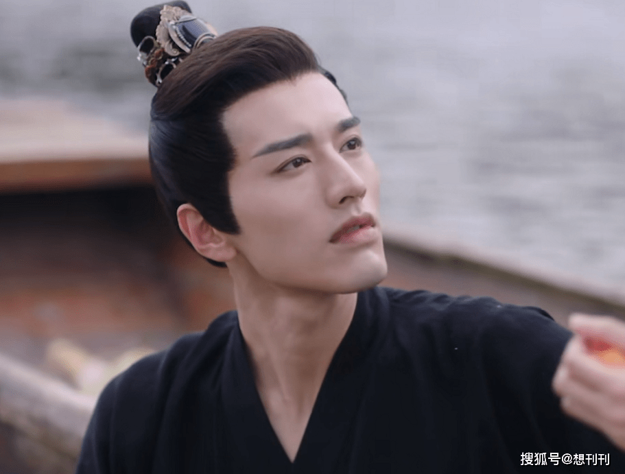 什么|五毒俱全！网剧主角配角一个比一个辣眼睛，整容崎岖超龄演技差…