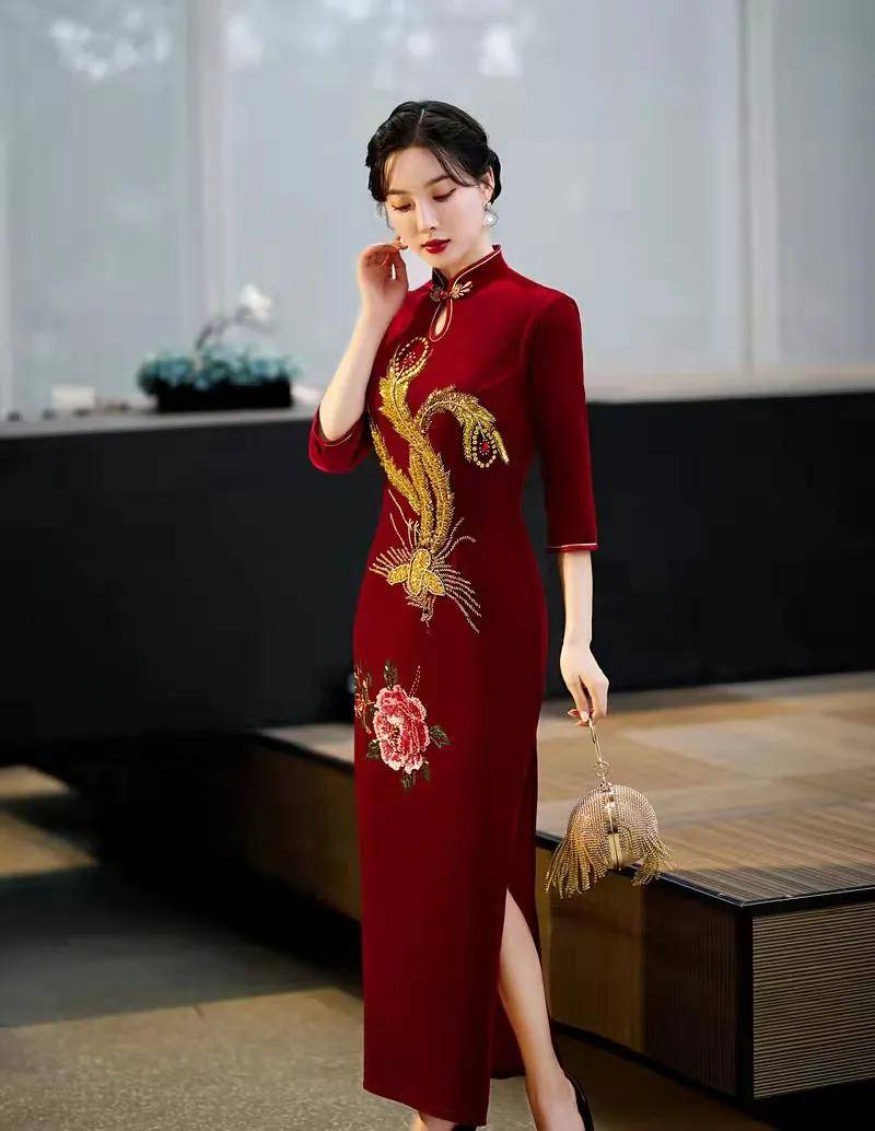 眼压 初秋时尚丝绒旗袍，低调之中而不失奢华，高贵典雅绝对眼压全场！