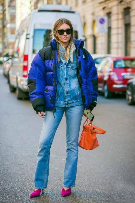 显得 36岁张靓颖素颜走机场,穿银灰色外套好显嫩,发量却暴露真实年龄