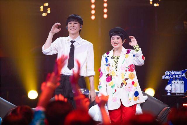 Lambert|《说唱听我的2》尤长靖邓典果将舞台氛围拉满，龚琳娜致敬卓别林