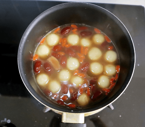 怎么做山药丸子最好吃 955381dad90744adaaaa27bbc4bc099c.png