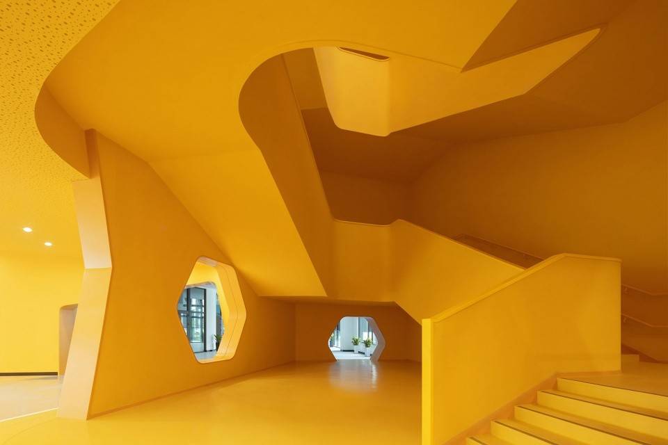 设计|幼儿园和小学一体的贵族学校，这设计真绝！