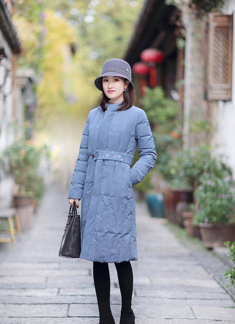 廓形 羽绒服烂大街，今年冬天穿这件，温暖又显气质出众！