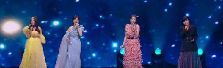 黑色 大湾区晚会群星造型：王菲穿白裙如仙女下凡，赵丽颖素色裙显身材